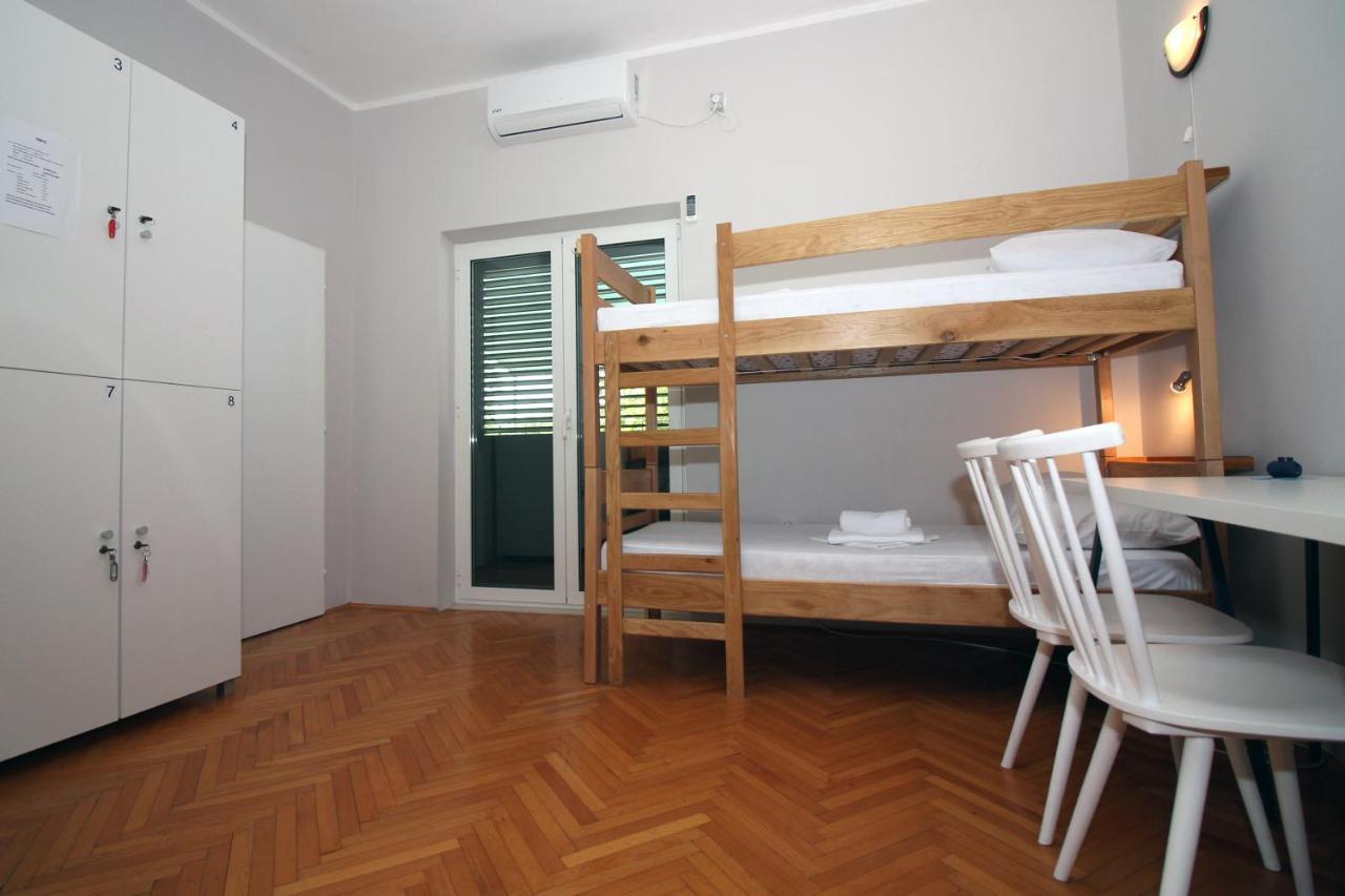 Hostel Marko Tisno Extérieur photo